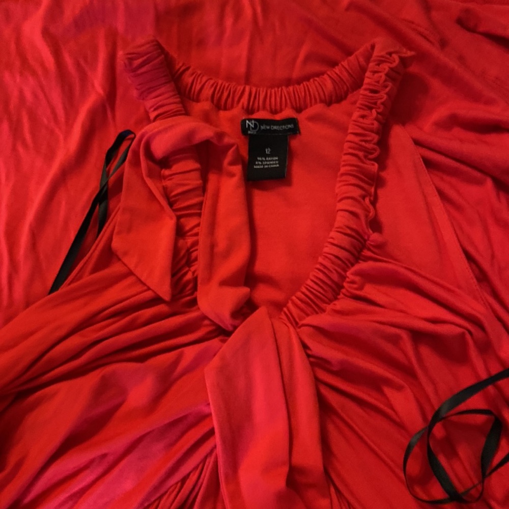 ND Women Dress size 12 preowned it’s long dress 5.8” - Picture 5 of 6